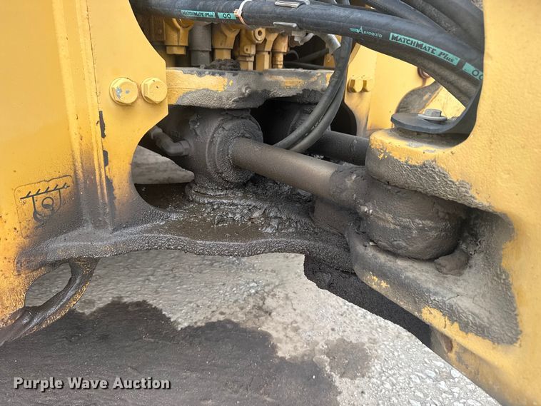 image for item EU4126 2006 John Deere 310SG backhoe