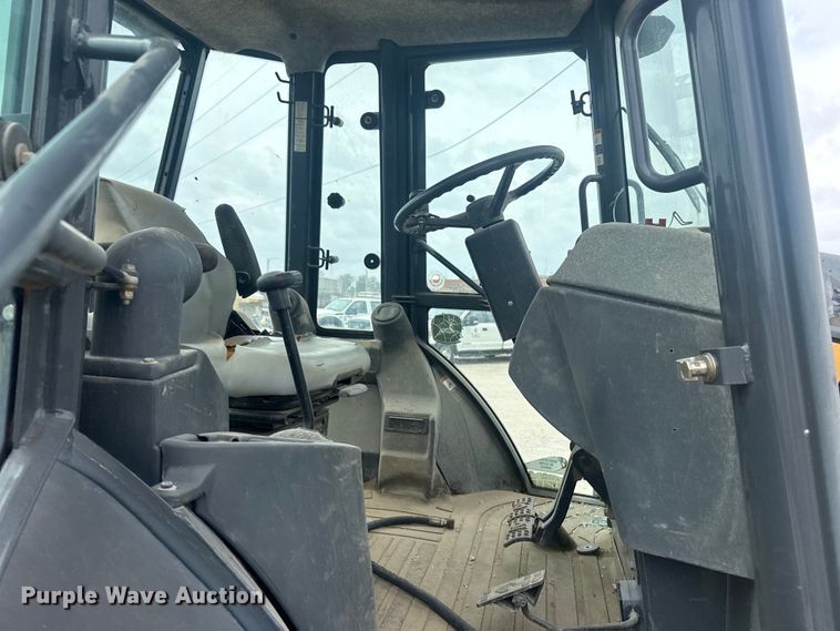 image for item EU4126 2006 John Deere 310SG backhoe