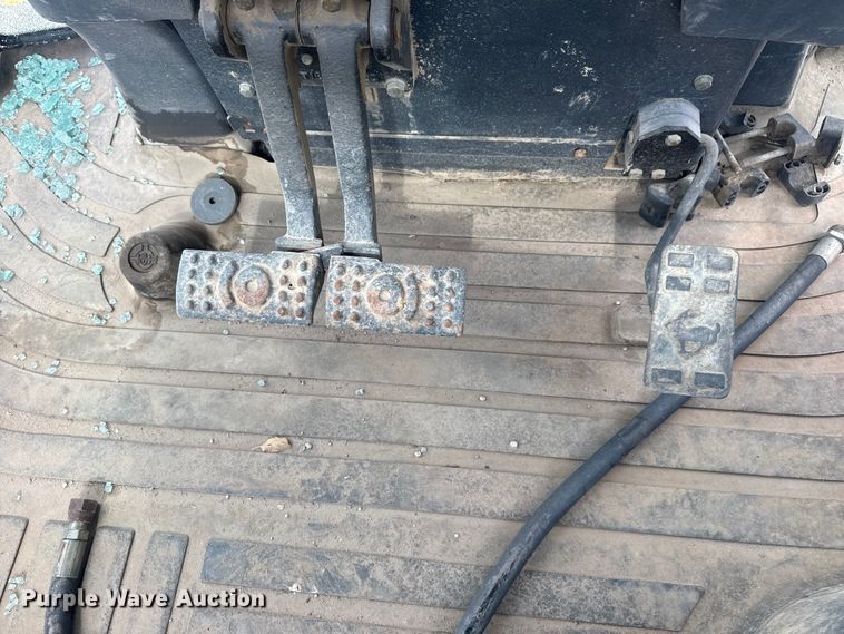 image for item EU4126 2006 John Deere 310SG backhoe