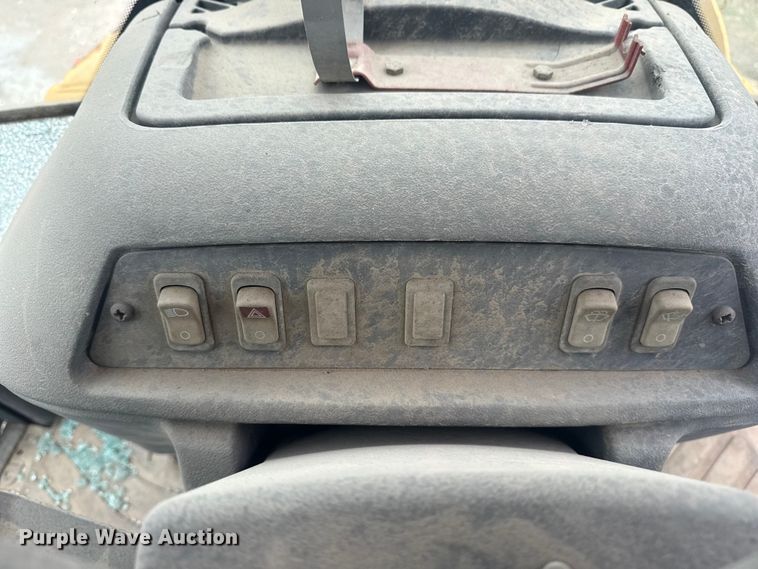 image for item EU4126 2006 John Deere 310SG backhoe