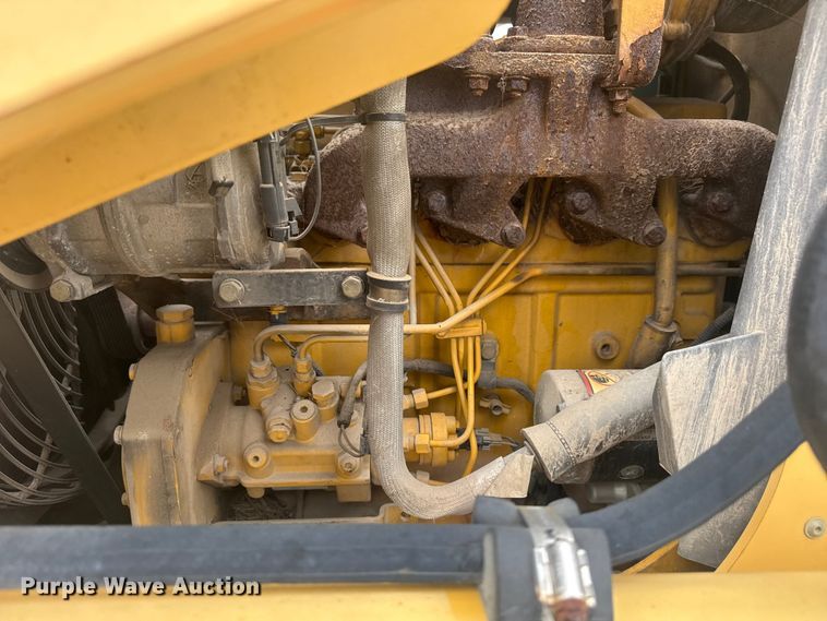 image for item EU4126 2006 John Deere 310SG backhoe