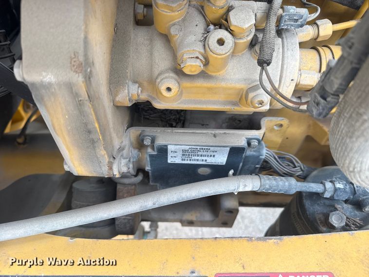 image for item EU4126 2006 John Deere 310SG backhoe