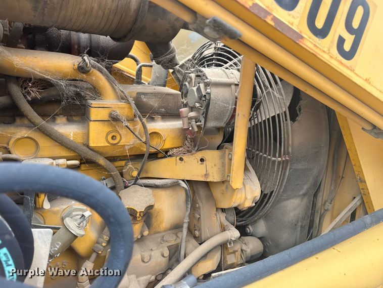 image for item EU4126 2006 John Deere 310SG backhoe