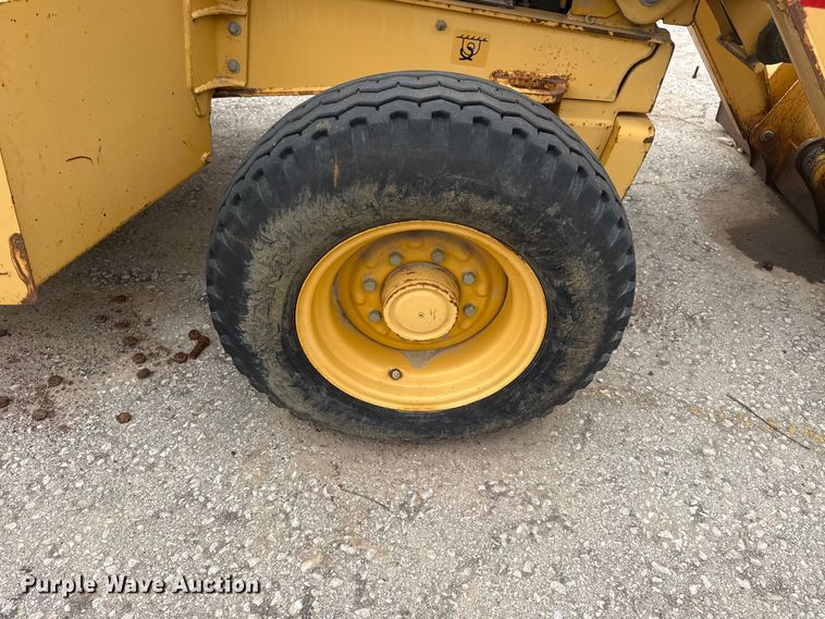 image for item EU4126 2006 John Deere 310SG backhoe