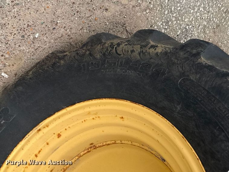 image for item EU4126 2006 John Deere 310SG backhoe