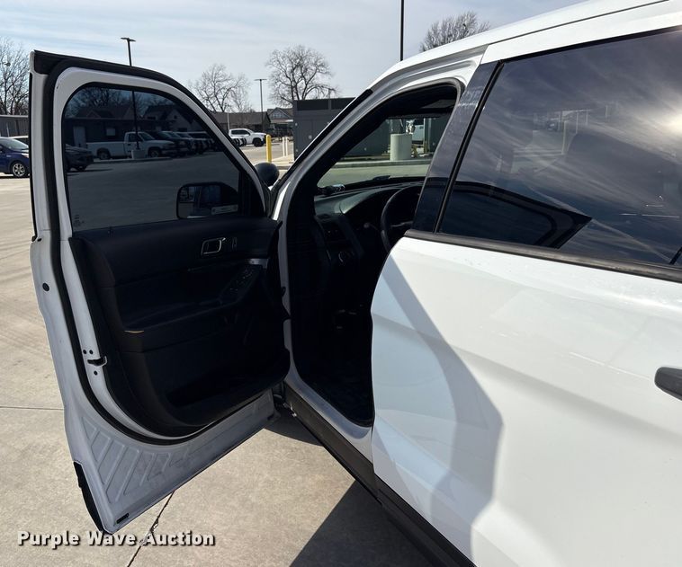 image for item EV2695 2018 Ford Explorer Police interceptor SUV