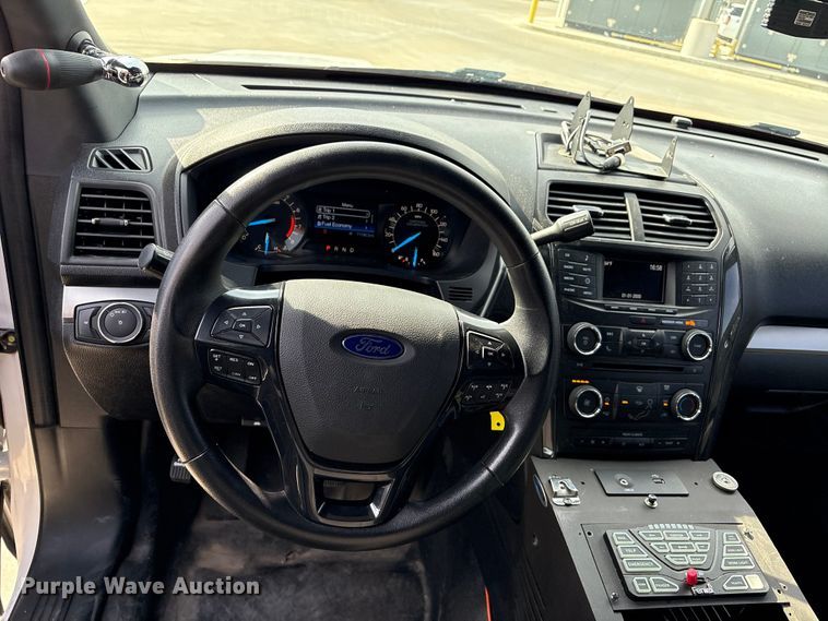 image for item EV2695 2018 Ford Explorer Police interceptor SUV
