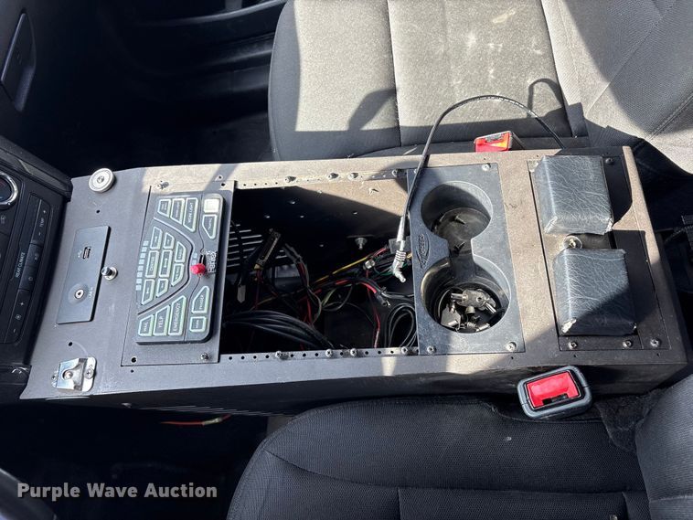 image for item EV2695 2018 Ford Explorer Police interceptor SUV