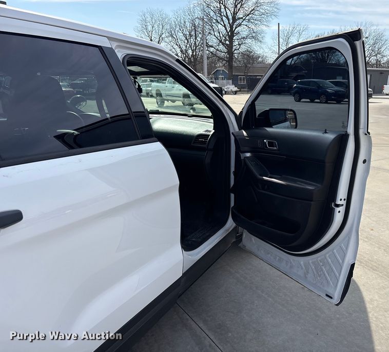 image for item EV2695 2018 Ford Explorer Police interceptor SUV