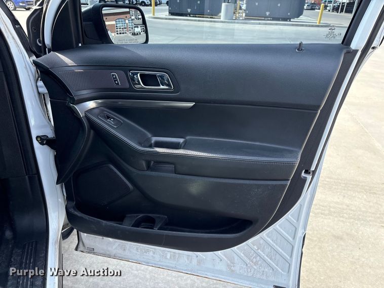 image for item EV2695 2018 Ford Explorer Police interceptor SUV