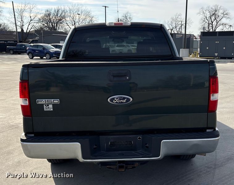 image for item EV2698 2005 Ford F150 Ext. Cab pickup truck