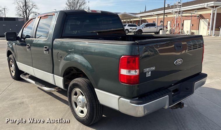 image for item EV2698 2005 Ford F150 Ext. Cab pickup truck