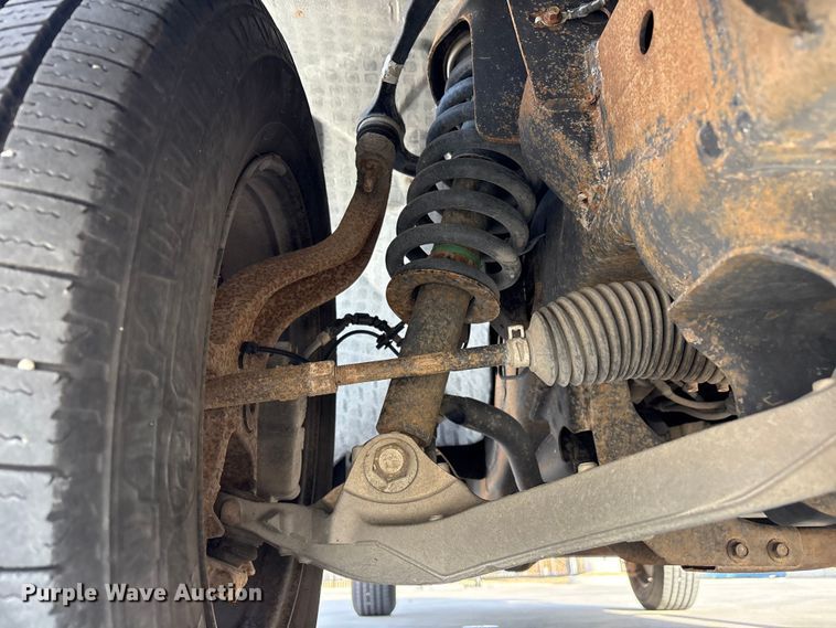 image for item EV2698 2005 Ford F150 Ext. Cab pickup truck