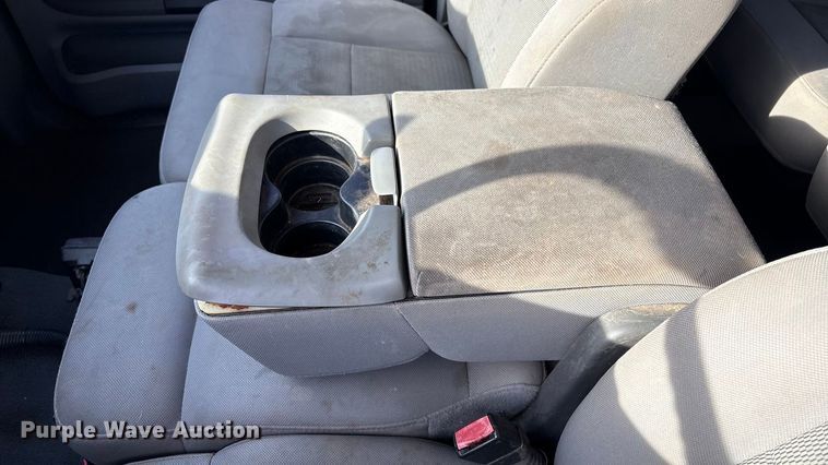 image for item EV2698 2005 Ford F150 Ext. Cab pickup truck