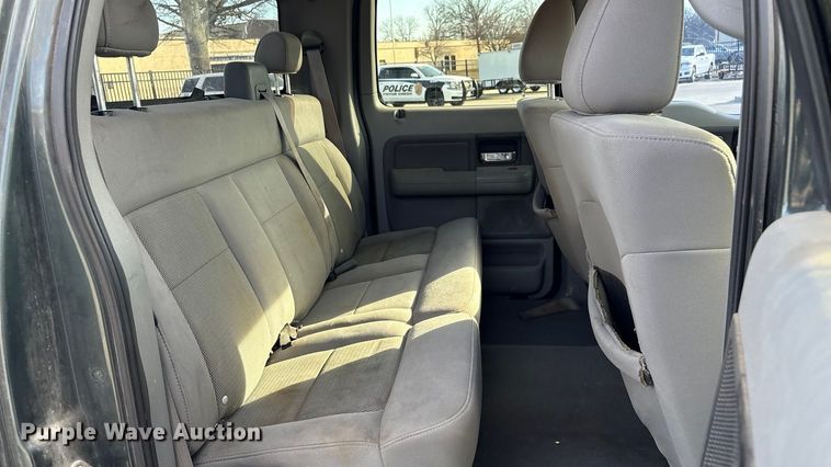 image for item EV2698 2005 Ford F150 Ext. Cab pickup truck