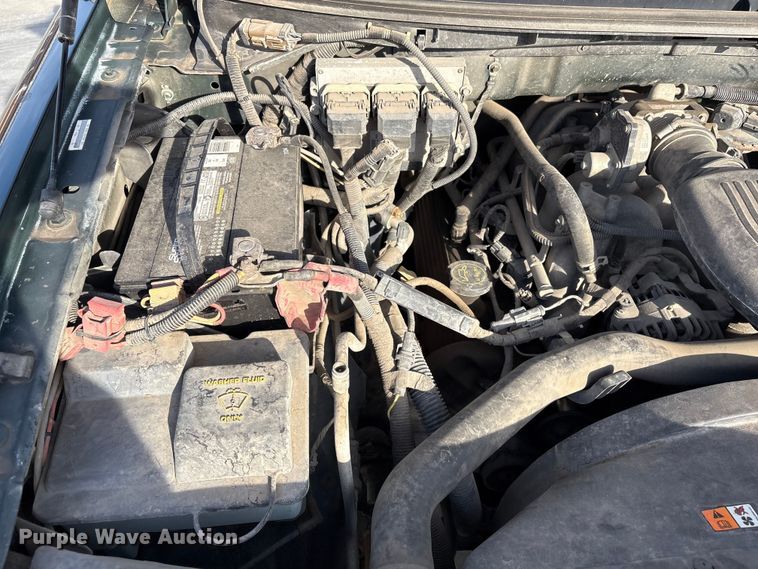 image for item EV2698 2005 Ford F150 Ext. Cab pickup truck