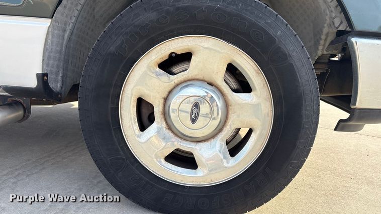 image for item EV2698 2005 Ford F150 Ext. Cab pickup truck