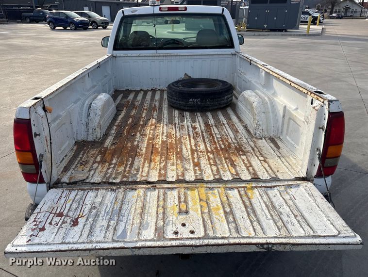 image for item EV2699 1999 Chevrolet Silverado pickup truck