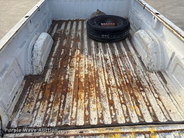 image for item EV2699 1999 Chevrolet Silverado pickup truck