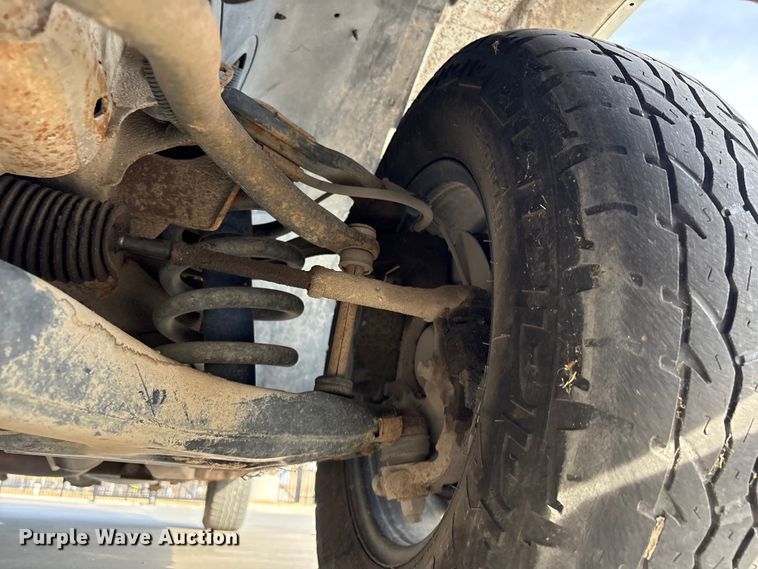 image for item EV2699 1999 Chevrolet Silverado pickup truck