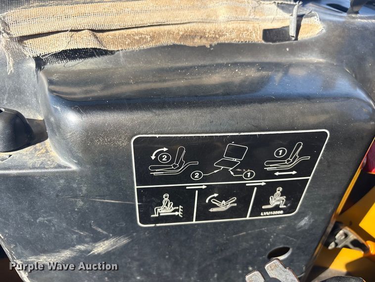 image for item EV2744 2008 John Deere 110 backhoe