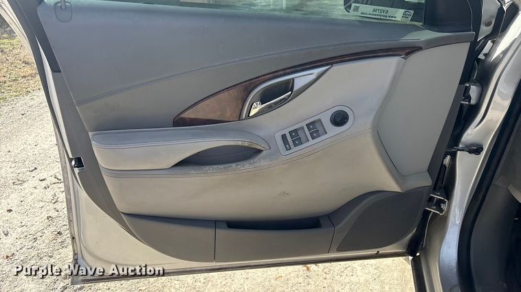 image for item EV2756 2011 Buick Lacrosse Sedan