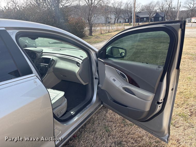 image for item EV2756 2011 Buick Lacrosse Sedan