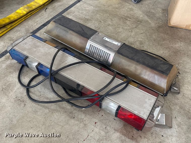 image for item EV2772 (2) light bars