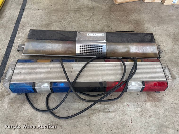 image for item EV2772 (2) light bars