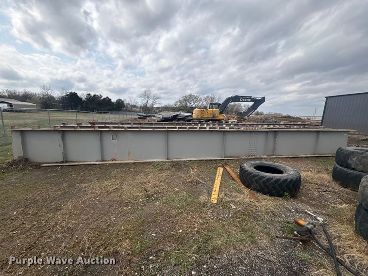 image for item EV2811 (4) I-beams