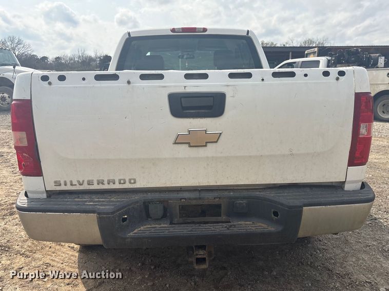 image for item EV2812 2008 Chevrolet Silverado 1500 Ext. Cab pickup truck