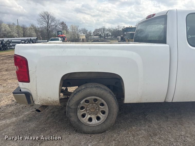 image for item EV2812 2008 Chevrolet Silverado 1500 Ext. Cab pickup truck