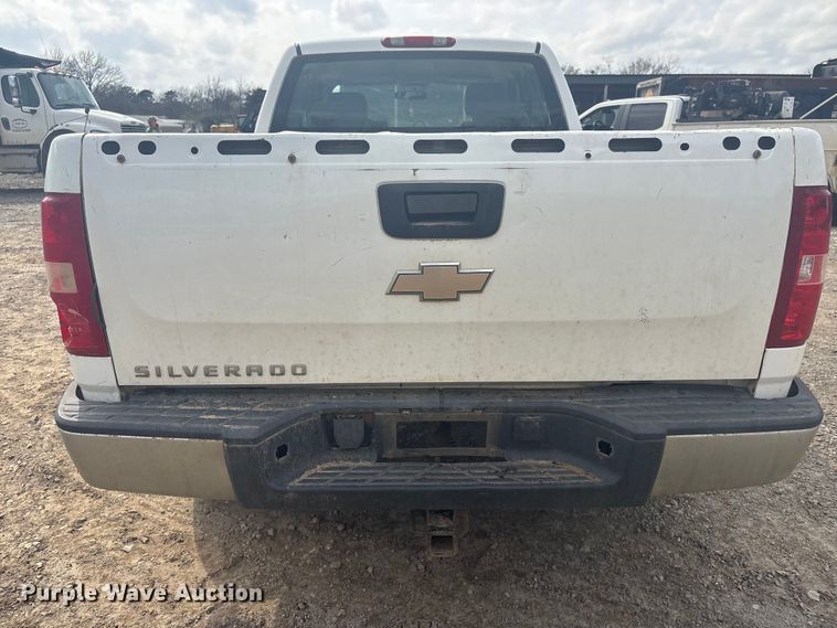 image for item EV2812 2008 Chevrolet Silverado 1500 Ext. Cab pickup truck