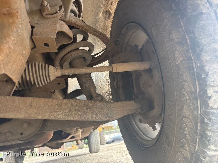 image for item EV2812 2008 Chevrolet Silverado 1500 Ext. Cab pickup truck