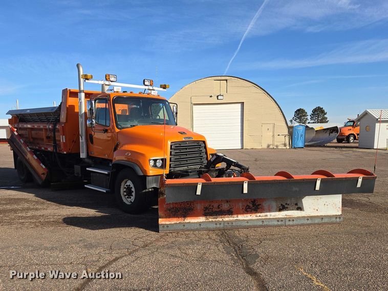 image for item EV5502 2012 Freightliner 114SD dump truck