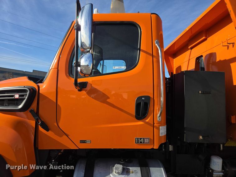 image for item EV5502 2012 Freightliner 114SD dump truck