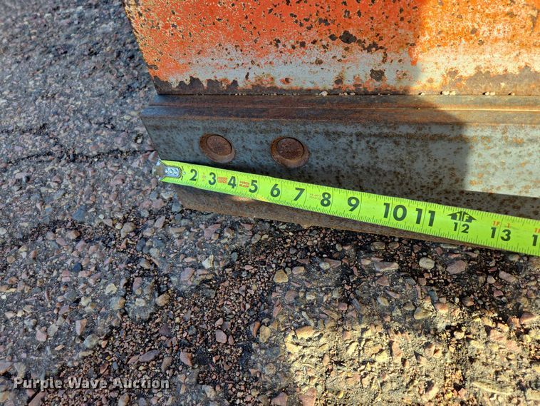 image for item EV5502 2012 Freightliner 114SD dump truck