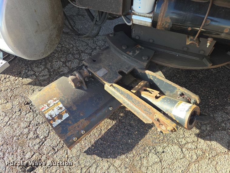 image for item EV5502 2012 Freightliner 114SD dump truck