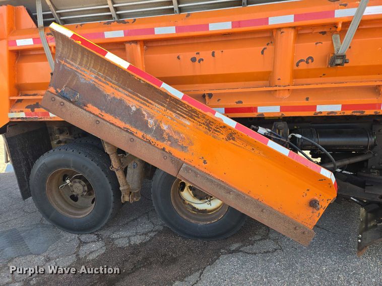 image for item EV5502 2012 Freightliner 114SD dump truck