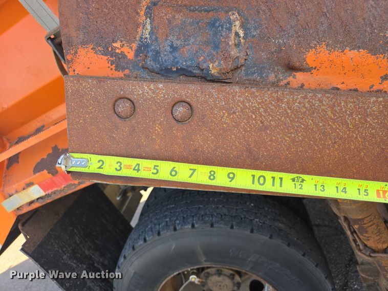 image for item EV5502 2012 Freightliner 114SD dump truck