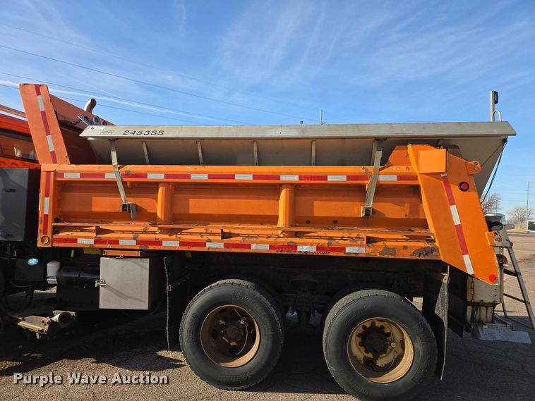 image for item EV5502 2012 Freightliner 114SD dump truck