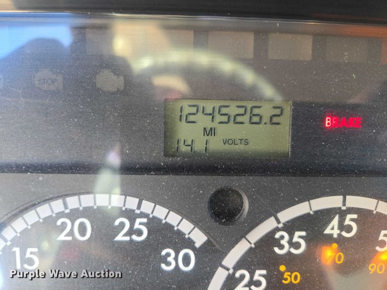 image for item EV5502 2012 Freightliner 114SD dump truck