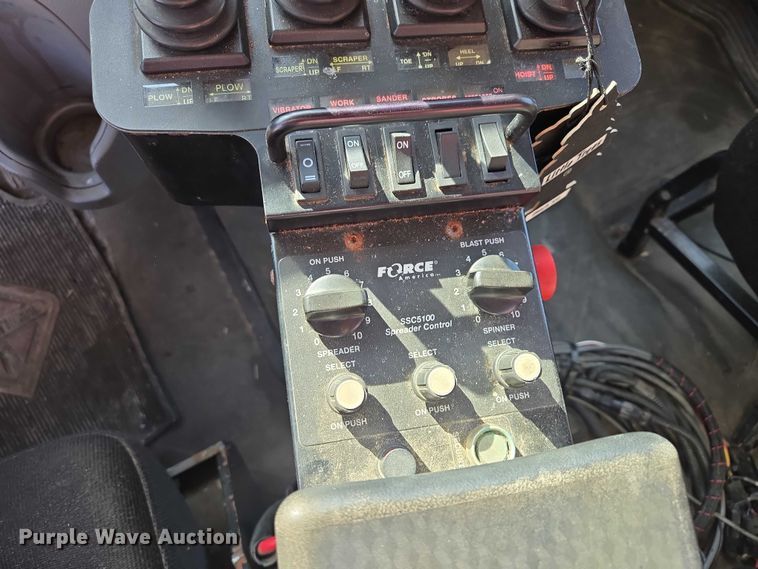 image for item EV5502 2012 Freightliner 114SD dump truck