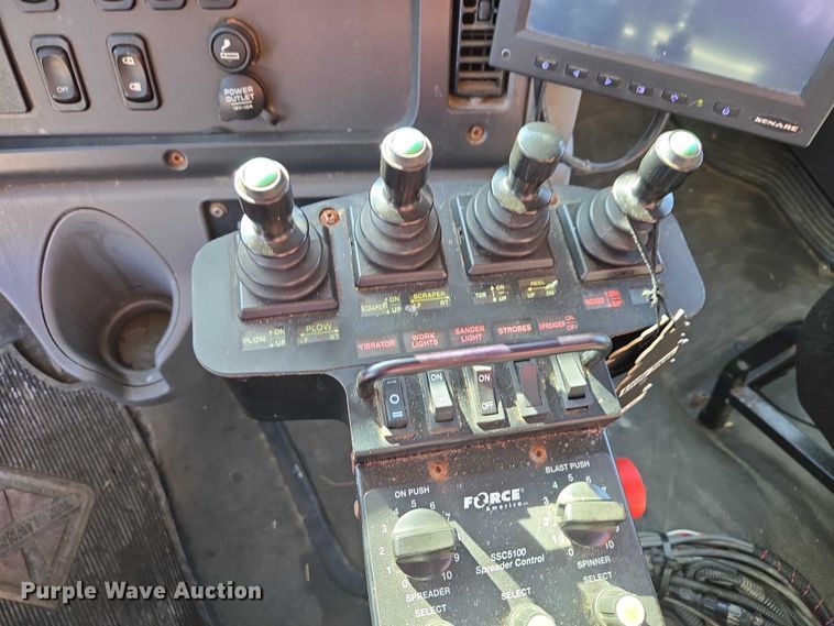 image for item EV5502 2012 Freightliner 114SD dump truck