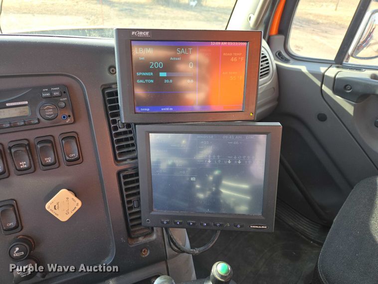 image for item EV5502 2012 Freightliner 114SD dump truck