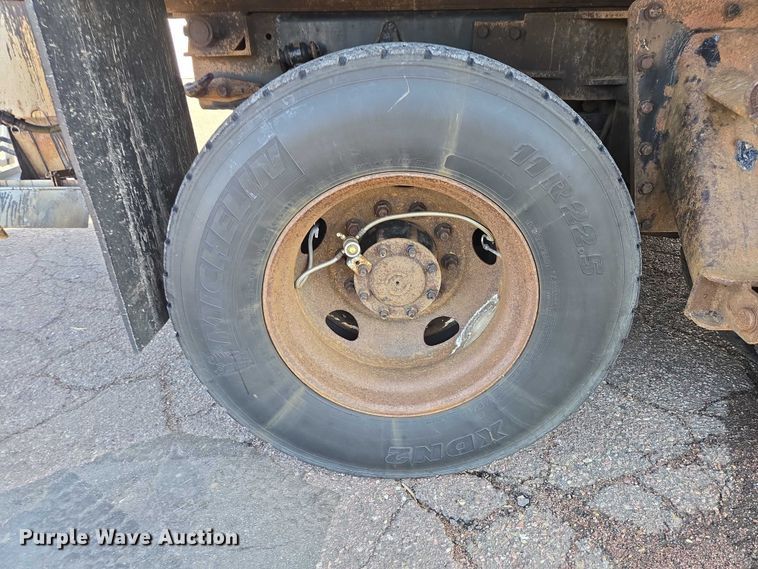 image for item EV5502 2012 Freightliner 114SD dump truck