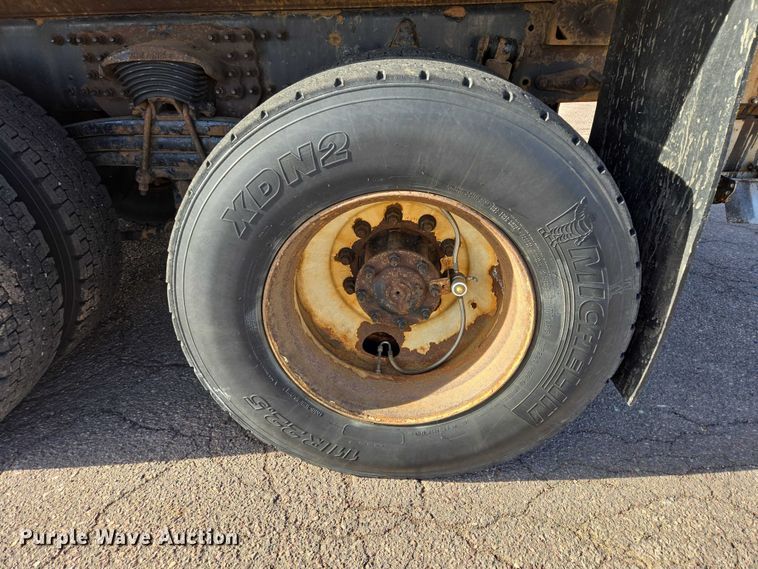 image for item EV5502 2012 Freightliner 114SD dump truck