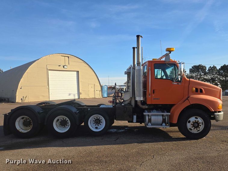 image for item EV5503 2006 Sterling LT9500 semi truck
