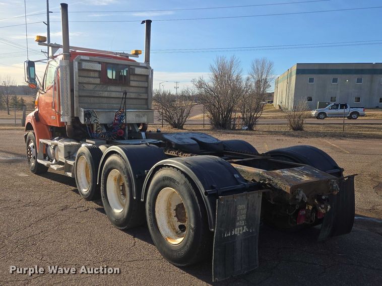 image for item EV5503 2006 Sterling LT9500 semi truck