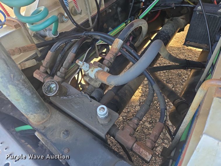 image for item EV5503 2006 Sterling LT9500 semi truck